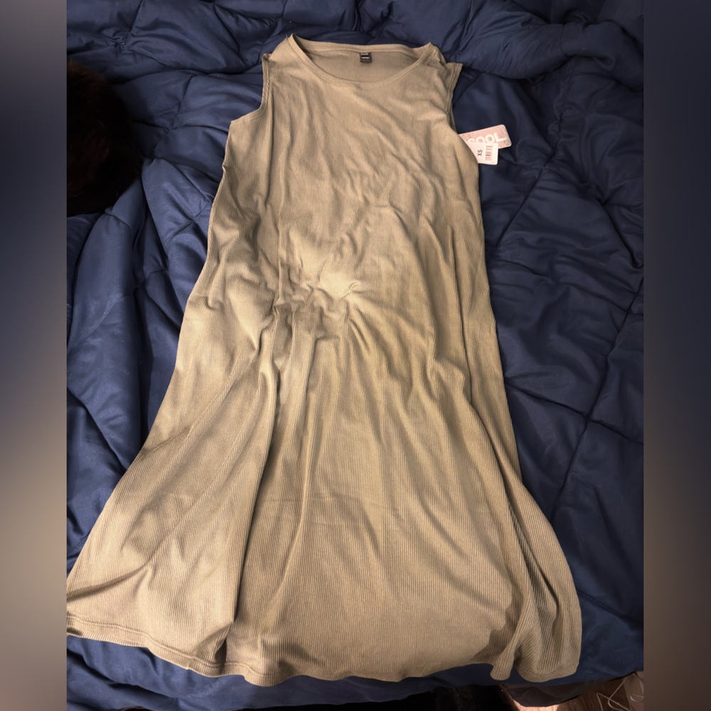 32 degrees sleeveless avocado swing dress